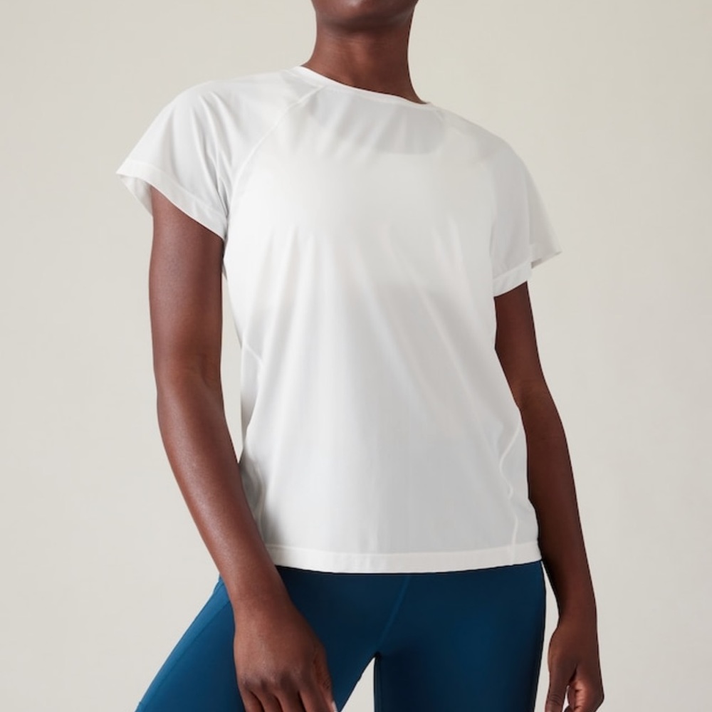 Athleta ultimate train tee